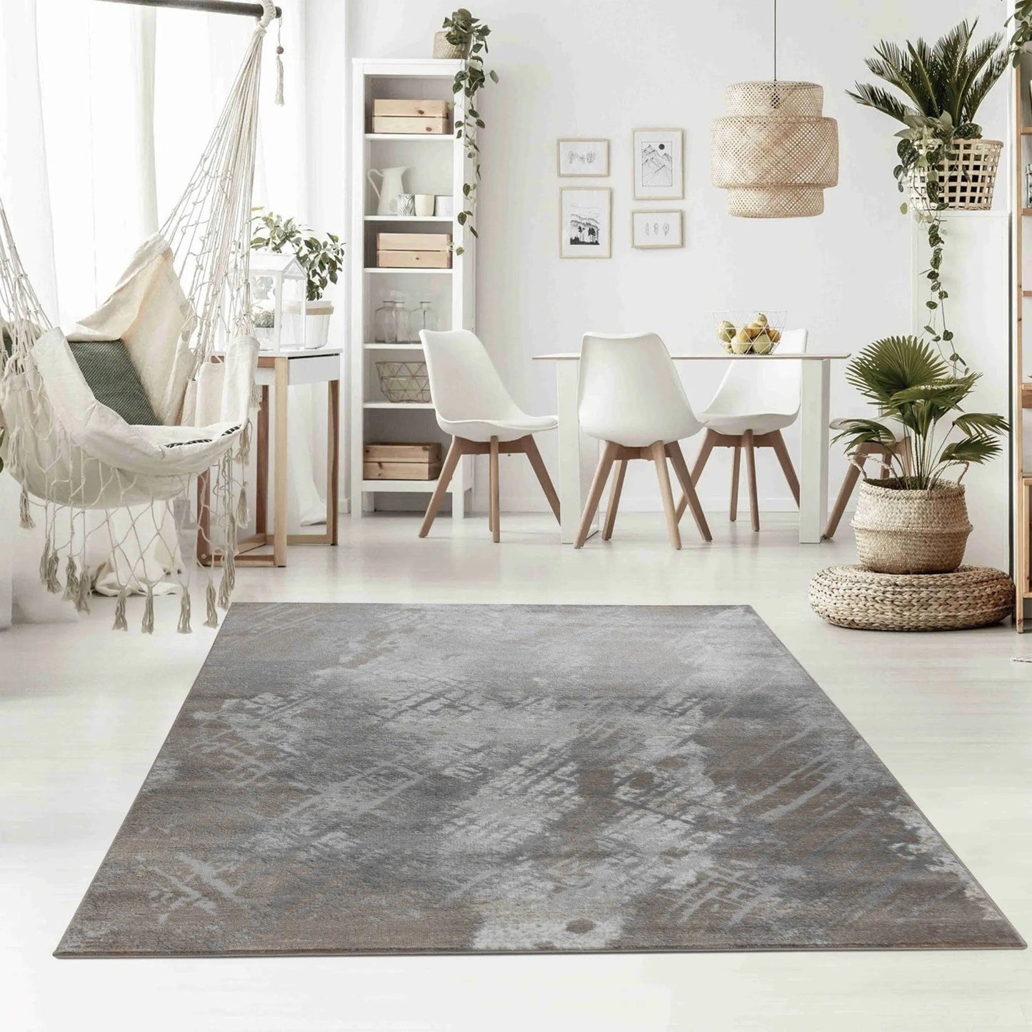 7' X 10' Brown Abstract Area Rug