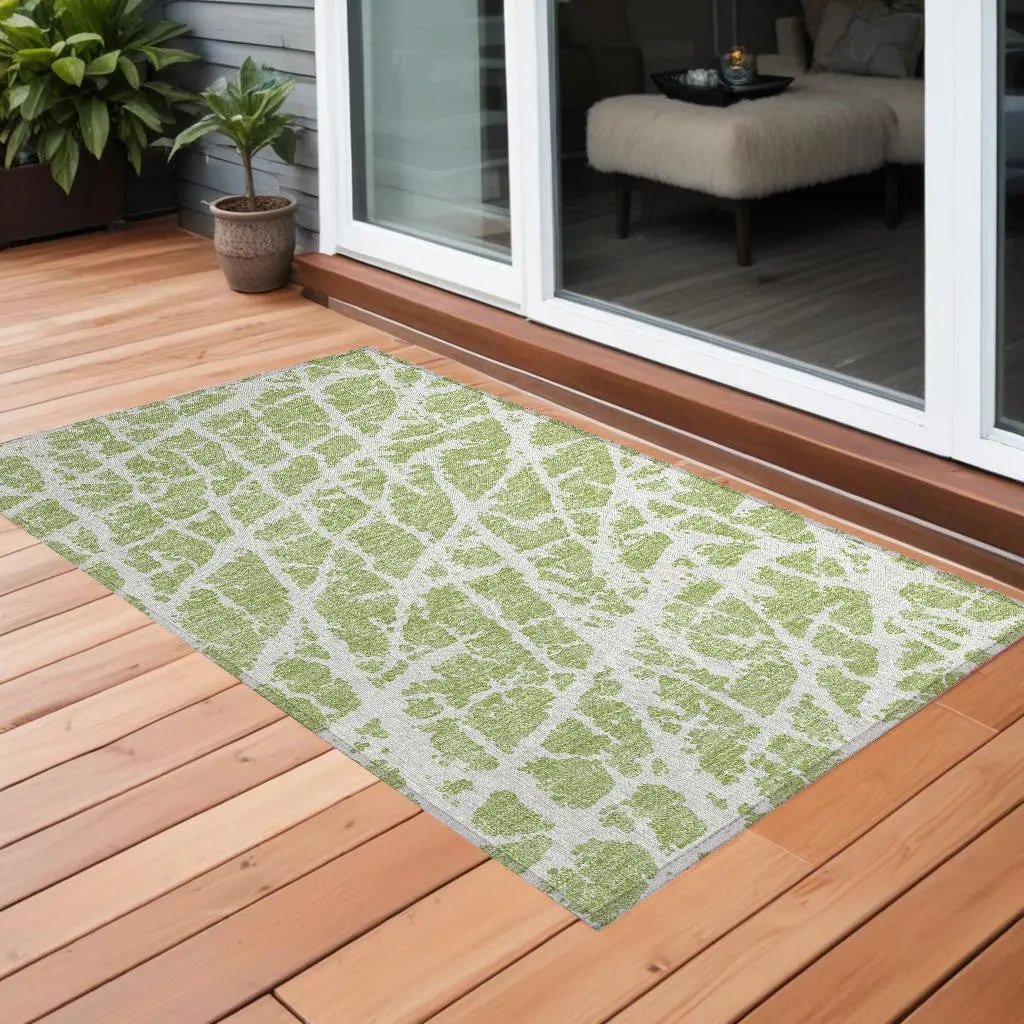 2' X 3' Green and White Abstract Washable Non Skid Indoor Outdoor Area Rug