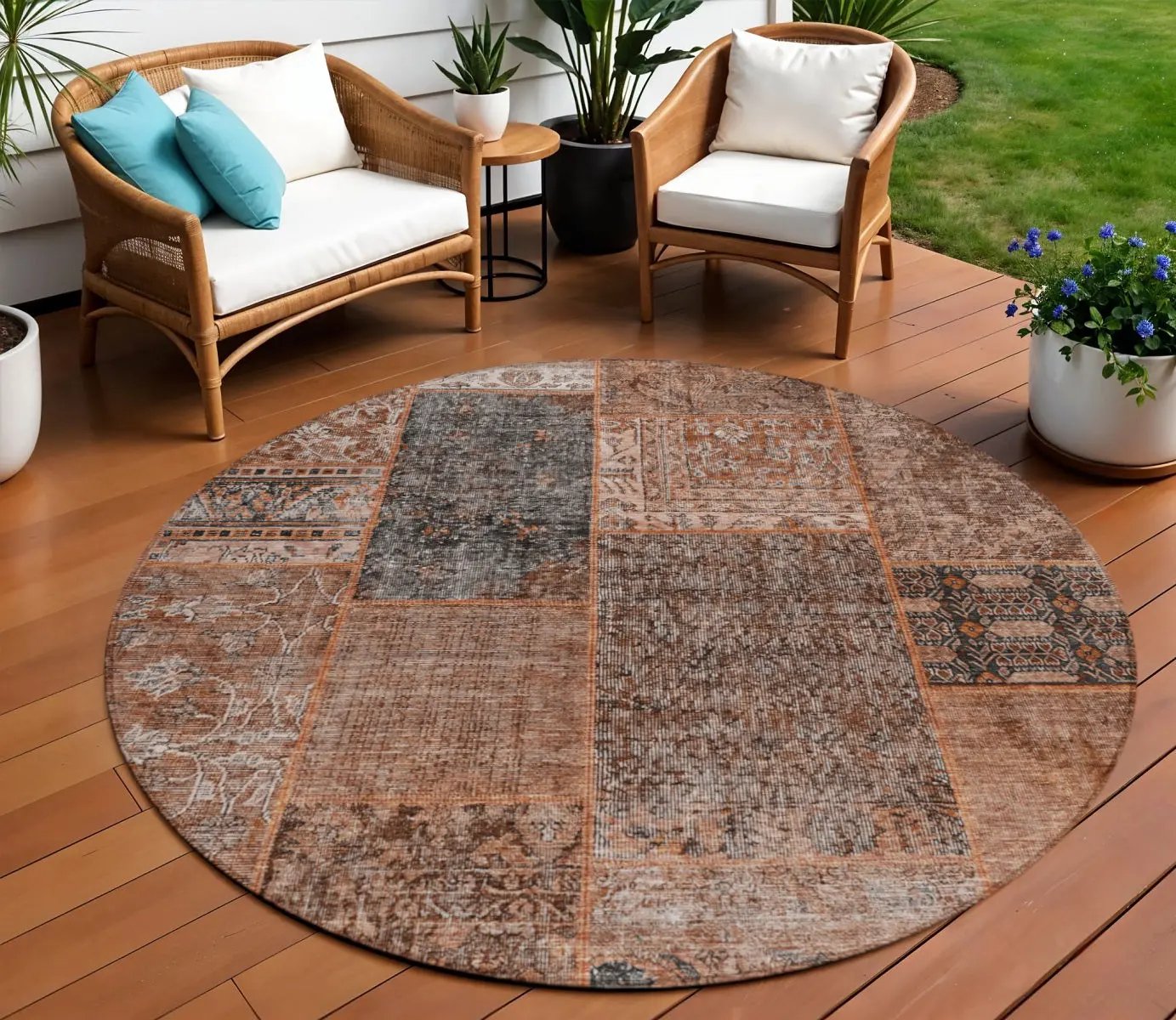 8' Terra Cotta Copper And Charcoal Round Patchwork Washable Indoor Outdoor Area Rug