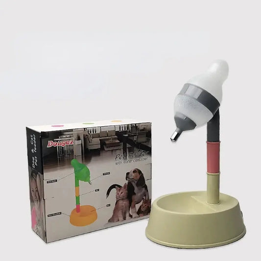 Pet water fountain with packaging on a white background