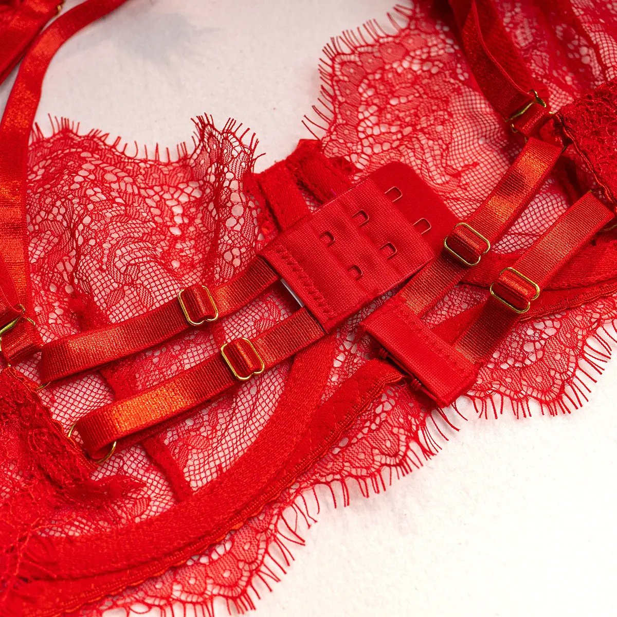 Wholesale Sexy Lace Bra and Panties Set with Feather Details-28