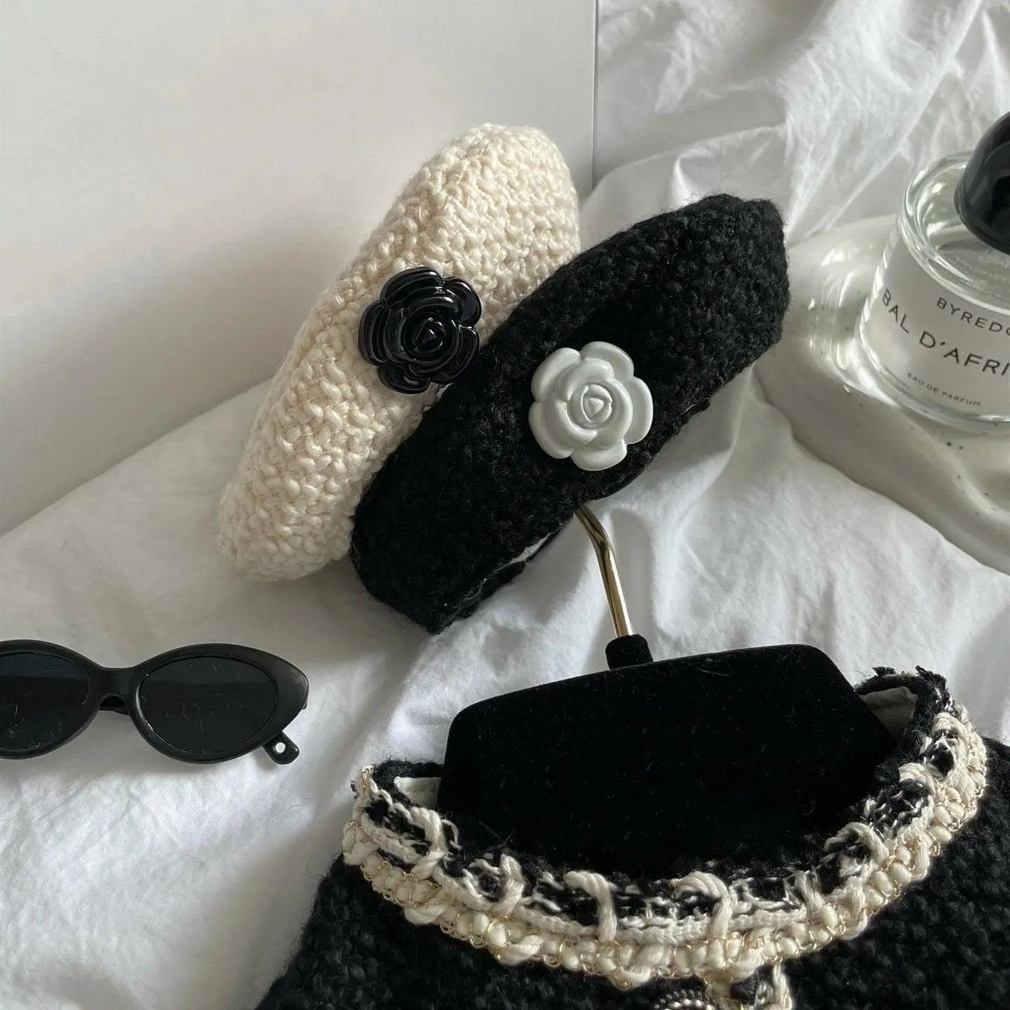 Cozy Knit Pet Hat - Stylish And Warm Headwear For Dogs And Cats